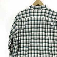 LL Bean Men's Plaid Button Up Shirt Lightweight Slightly Fitted Green Size L