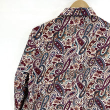 Size S Lightweight Paisley Top