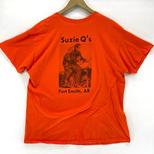 Gildan Men's T Shirt Suzie Q's Fort Smith AR Souvenir Bright Orange Size XL