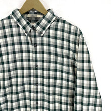 LL Bean Men's Plaid Button Up Shirt Lightweight Slightly Fitted Green Size L