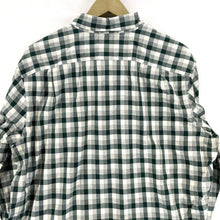 LL Bean Men's Plaid Button Up Shirt Lightweight Slightly Fitted Green Size L